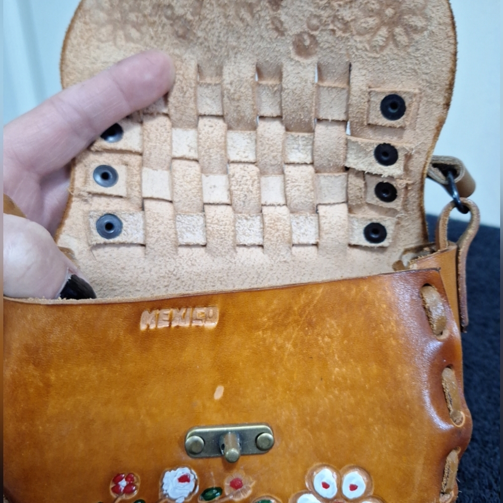 Handmade Mexico Leather Floral Tooled Woven Handpainted Crossbody Bag-Brown - Picture 4 of 7